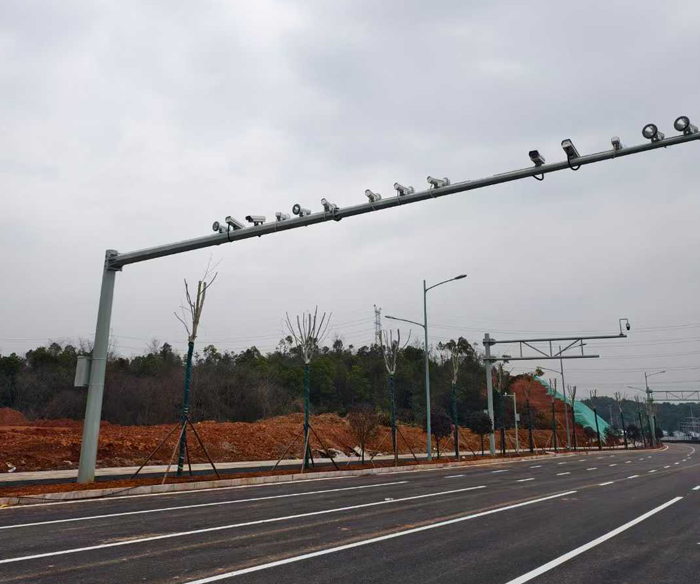 长沙松雅湖监控杆+电子警察+交安项目