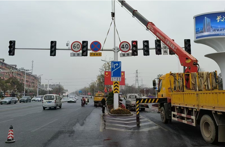 标牌信号灯组合杆